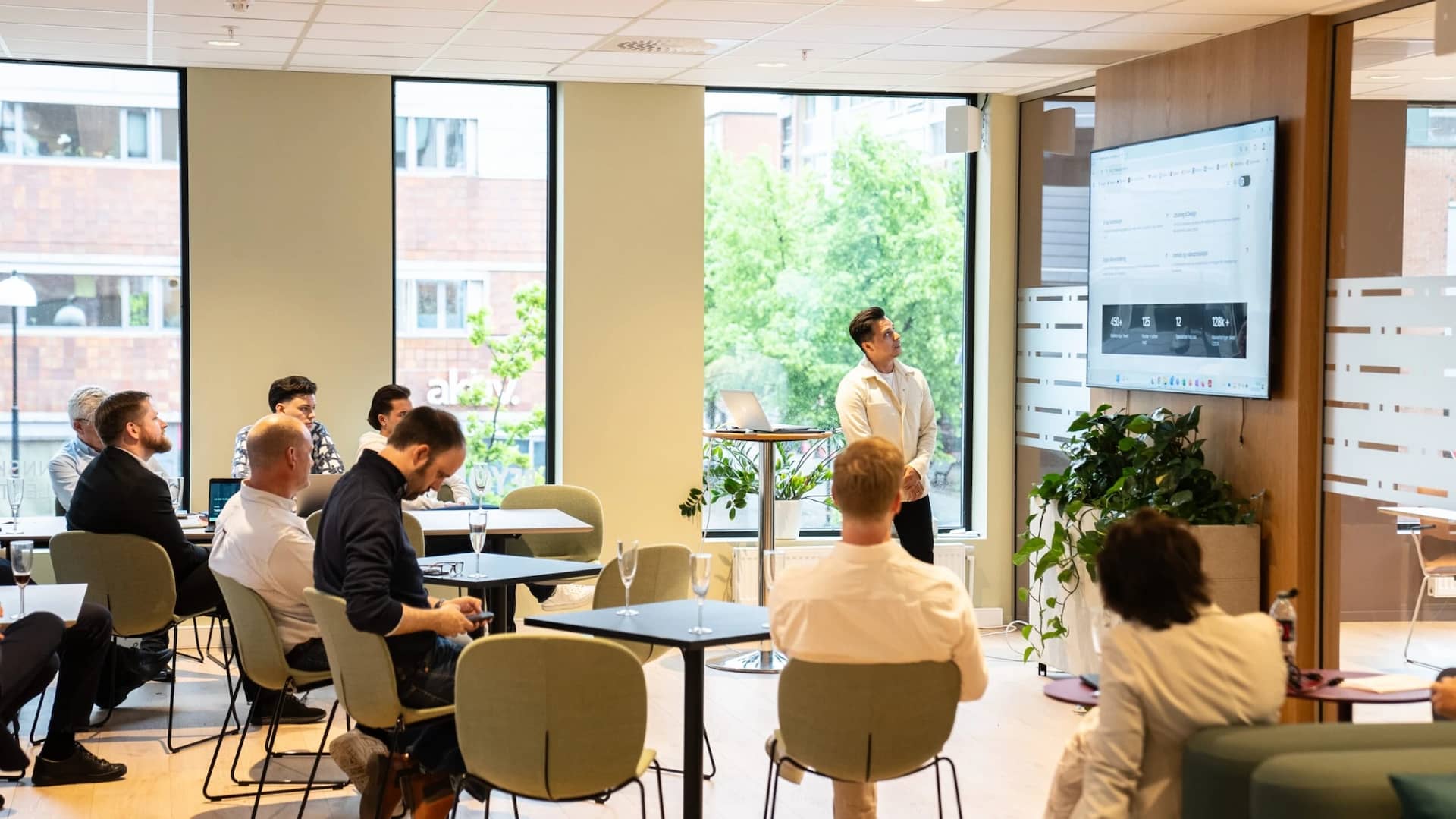 Mediabooster LinkedIn Profile